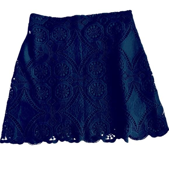 ABERCROMBIE & FITCH Navy Lace Mini Skirt Size 6 - Picture 2 of 8